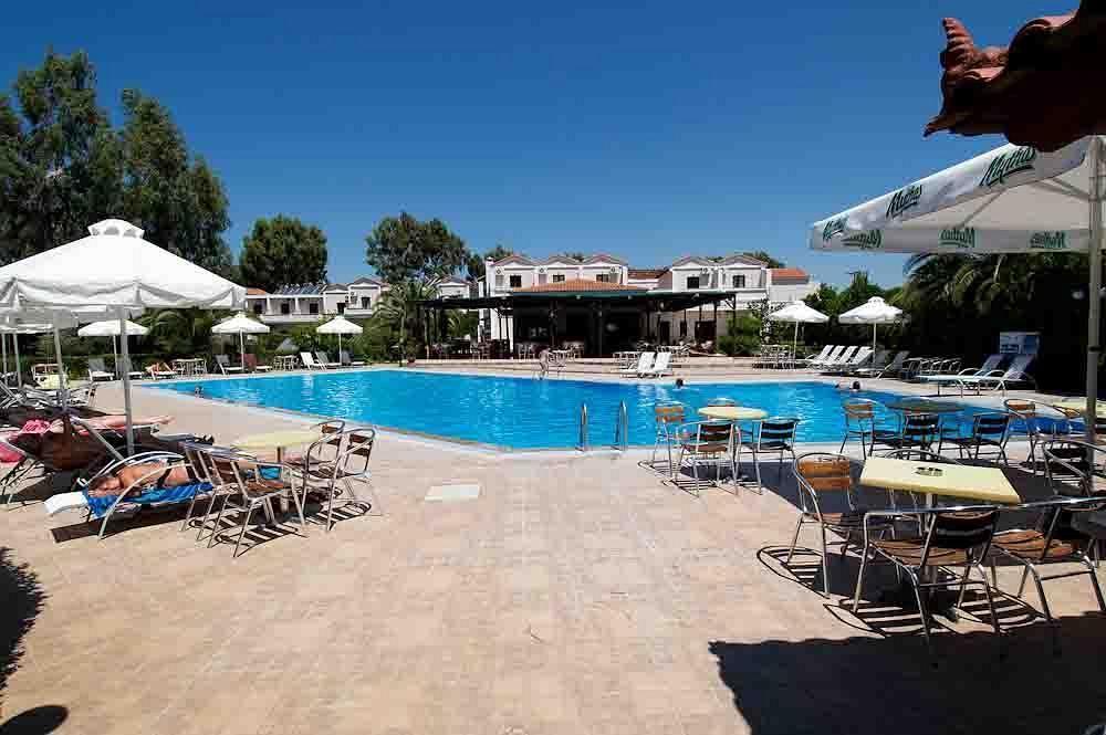 Pasiphae Hotel Skala Kallonis Buitenkant foto